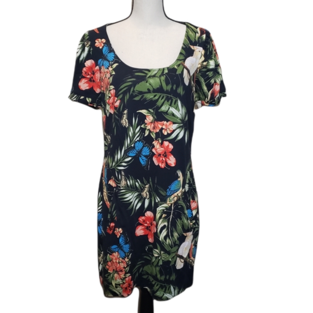NY &C New York & company black floral. Size L.